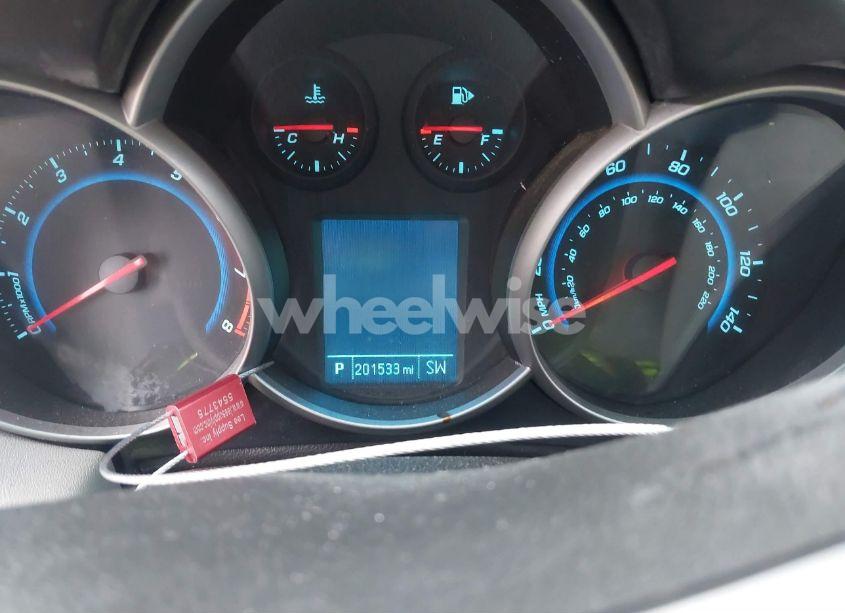 Photo 7 of 2014 Chevrolet Cruze 1LT AUTO (VIN 1G1PC5SB8E7221208)