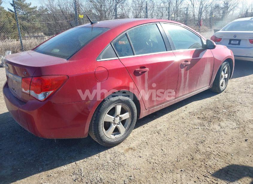 Photo 4 of 2014 Chevrolet Cruze LT (VIN 1G1PC5SB8E7294384)