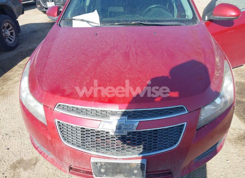 Photo 6 of 2014 Chevrolet Cruze LT (VIN 1G1PC5SB8E7294384)