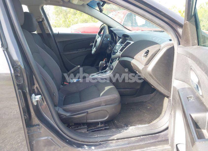 Photo 5 of 2014 Chevrolet Cruze 1LT AUTO (VIN 1G1PC5SB8E7303536)