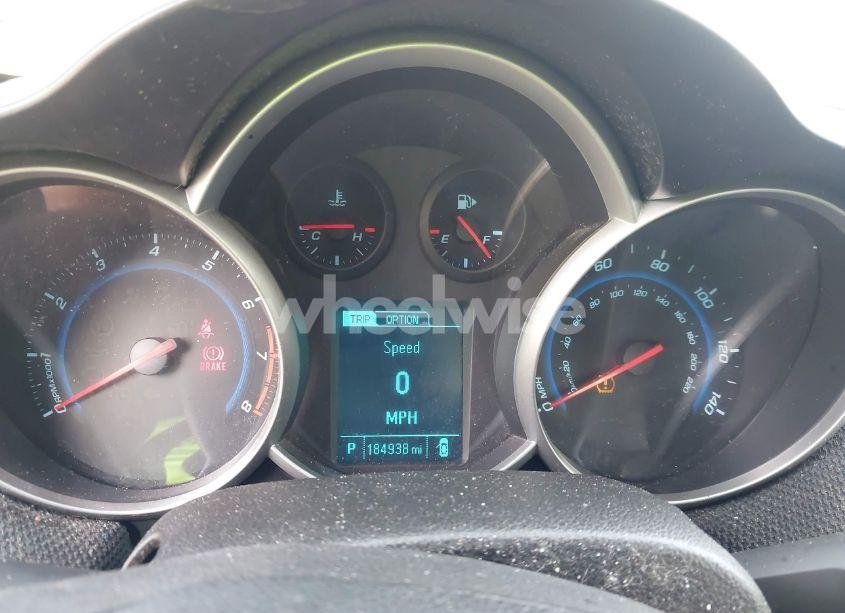 Photo 7 of 2014 Chevrolet Cruze 1LT AUTO (VIN 1G1PC5SB8E7303536)