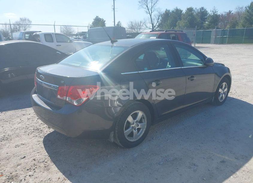 Photo 4 of 2014 Chevrolet Cruze 1LT AUTO (VIN 1G1PC5SB8E7327979)
