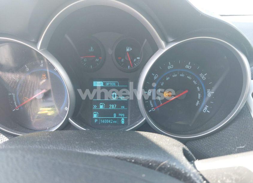 Photo 7 of 2014 Chevrolet Cruze 1LT AUTO (VIN 1G1PC5SB8E7327979)