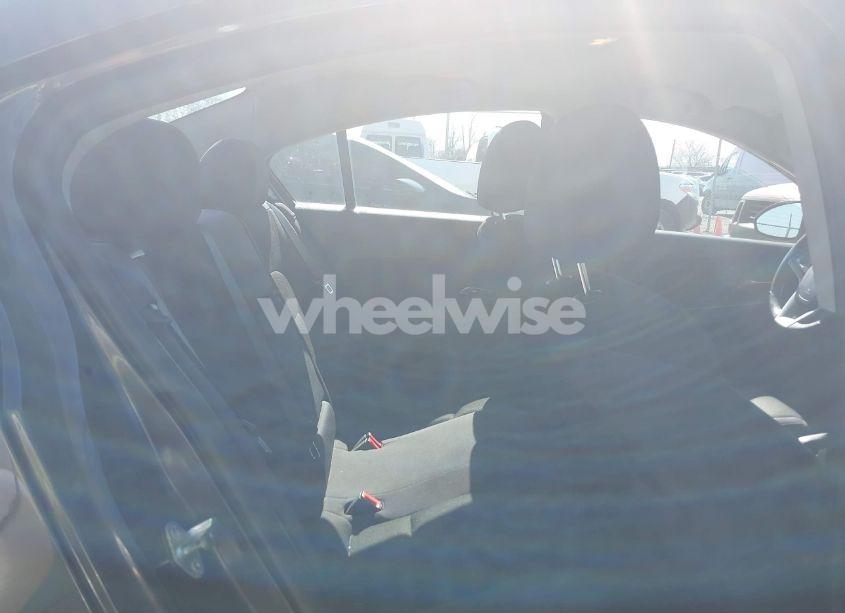 Photo 8 of 2014 Chevrolet Cruze 1LT AUTO (VIN 1G1PC5SB8E7327979)