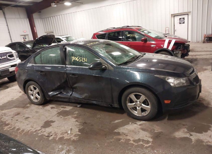 Photo 13 of 2014 Chevrolet Cruze 1LT AUTO (VIN 1G1PC5SB8E7330557)