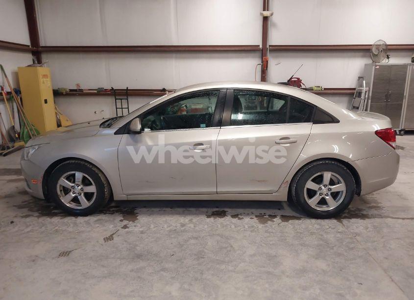 Photo 14 of 2014 Chevrolet Cruze 1LT AUTO (VIN 1G1PC5SB8E7347892)