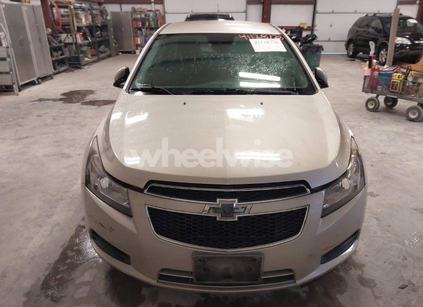 Photo 6 of 2014 Chevrolet Cruze 1LT AUTO (VIN 1G1PC5SB8E7347892)