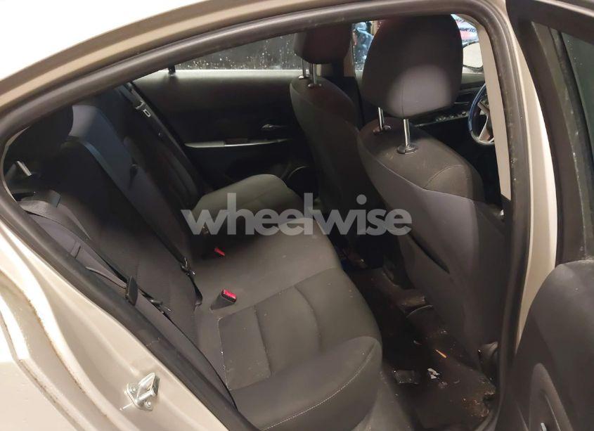 Photo 8 of 2014 Chevrolet Cruze 1LT AUTO (VIN 1G1PC5SB8E7347892)