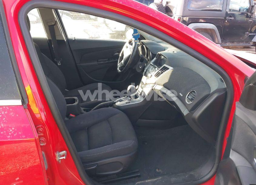 Photo 5 of 2014 Chevrolet Cruze 1LT AUTO (VIN 1G1PC5SB8E7364871)