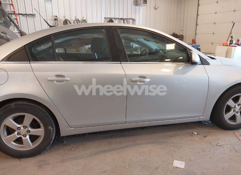 Photo 13 of 2014 Chevrolet Cruze 1LT AUTO (VIN 1G1PC5SB8E7372937)