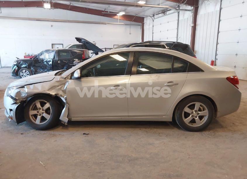 Photo 14 of 2014 Chevrolet Cruze 1LT AUTO (VIN 1G1PC5SB8E7372937)