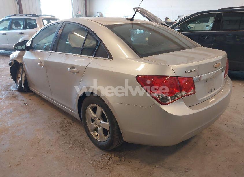 Photo 3 of 2014 Chevrolet Cruze 1LT AUTO (VIN 1G1PC5SB8E7372937)