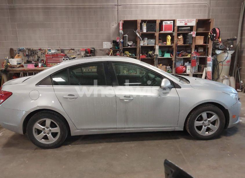 Photo 13 of 2014 Chevrolet Cruze 1LT AUTO (VIN 1G1PC5SB8E7437222)