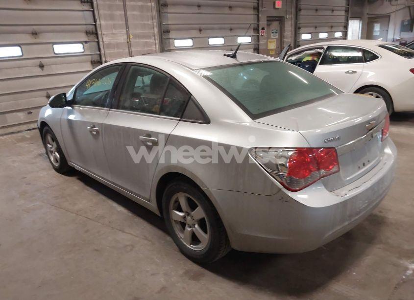 Photo 3 of 2014 Chevrolet Cruze 1LT AUTO (VIN 1G1PC5SB8E7437222)
