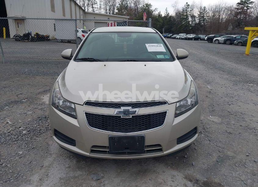 Photo 6 of 2014 Chevrolet Cruze 1LT AUTO (VIN 1G1PC5SB8E7442100)