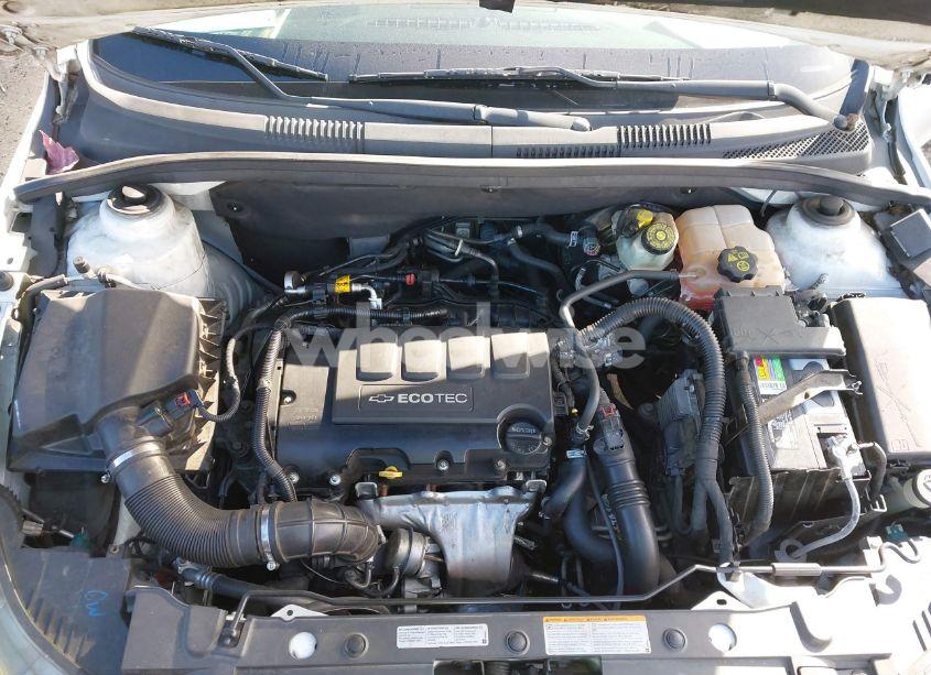 Photo 10 of 2014 Chevrolet Cruze 1LT AUTO (VIN 1G1PC5SB8E7457129)