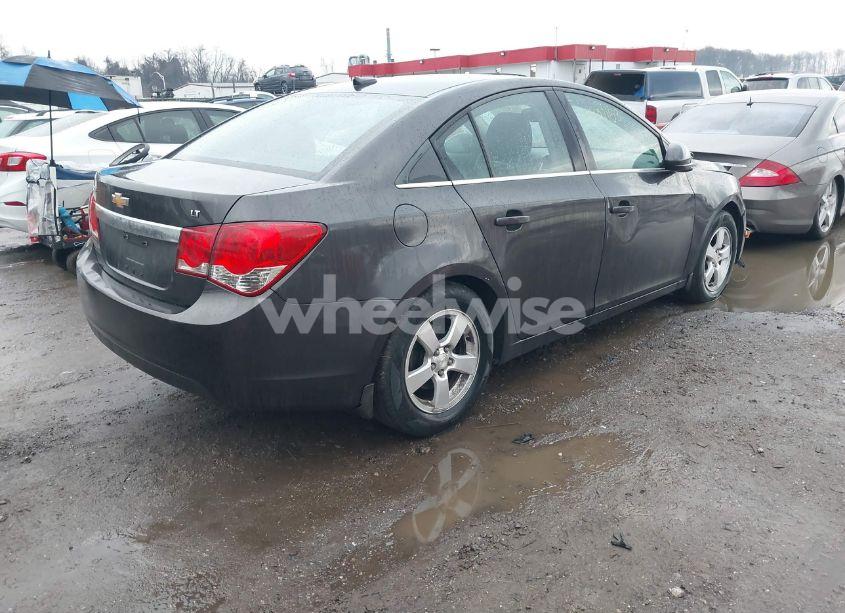 Photo 4 of 2014 Chevrolet Cruze 1LT AUTO (VIN 1G1PC5SB8E7466042)
