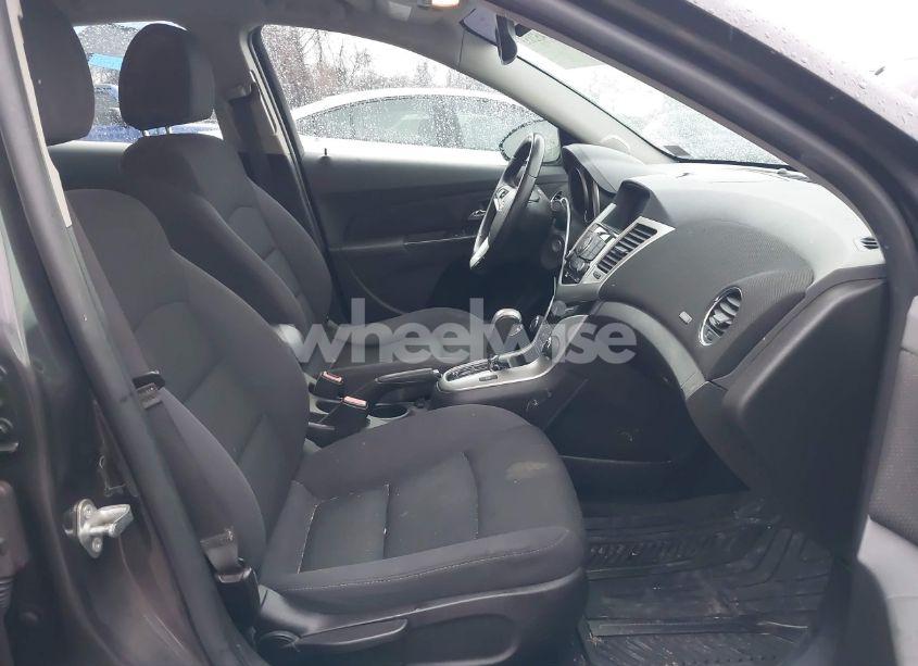 Photo 5 of 2014 Chevrolet Cruze 1LT AUTO (VIN 1G1PC5SB8E7466042)