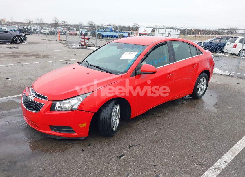 Photo 2 of 2014 Chevrolet Cruze 1LT AUTO (VIN 1G1PC5SB8E7475176)