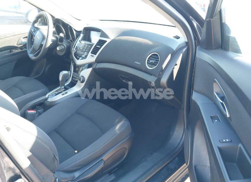 Photo 5 of 2015 Chevrolet Cruze 1LT AUTO (VIN 1G1PC5SB8F7103810)