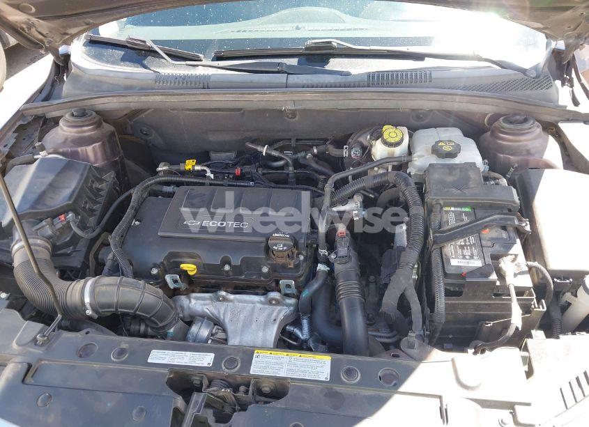 Photo 10 of 2015 Chevrolet Cruze 1LT AUTO (VIN 1G1PC5SB8F7126147)