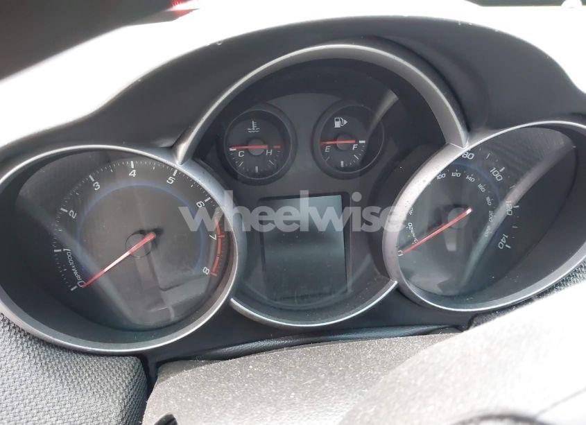 Photo 7 of 2015 Chevrolet Cruze 1LT AUTO (VIN 1G1PC5SB8F7139657)