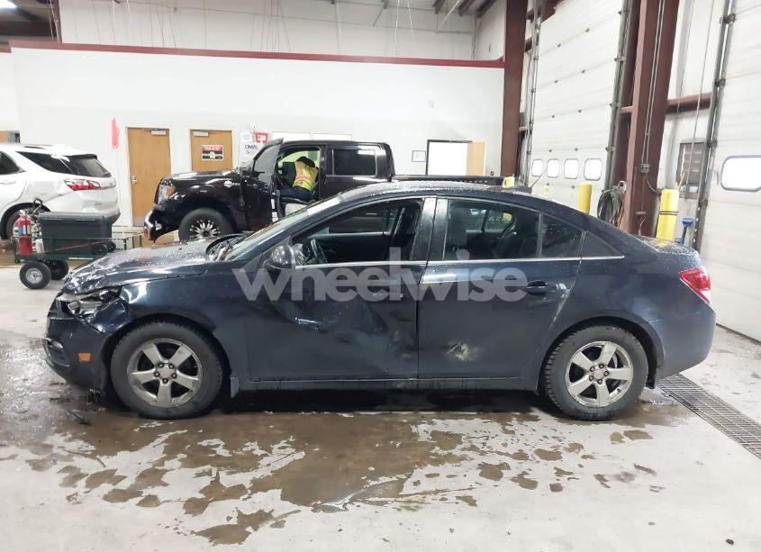 Photo 14 of 2015 Chevrolet Cruze 1LT AUTO (VIN 1G1PC5SB8F7141635)