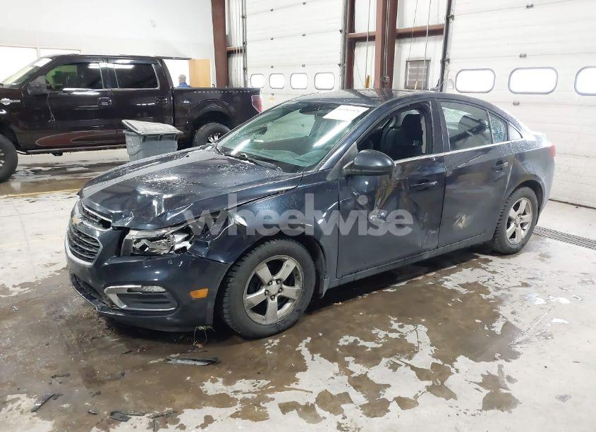 Photo 2 of 2015 Chevrolet Cruze 1LT AUTO (VIN 1G1PC5SB8F7141635)