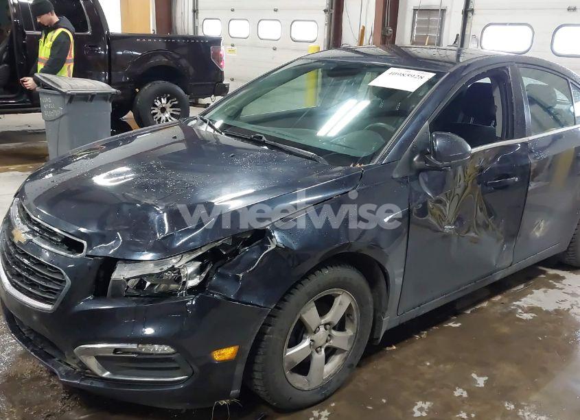 Photo 6 of 2015 Chevrolet Cruze 1LT AUTO (VIN 1G1PC5SB8F7141635)