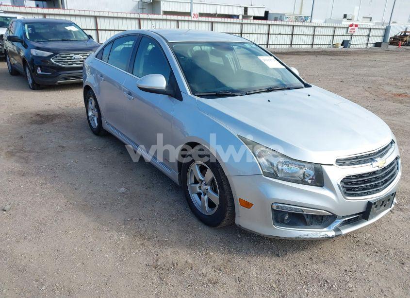 2015 Chevrolet Cruze 1LT AUTO (VIN 1G1PC5SB8F7156247) main photo