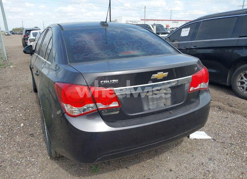 Photo 3 of 2015 Chevrolet Cruze 1LT AUTO (VIN 1G1PC5SB8F7206399)