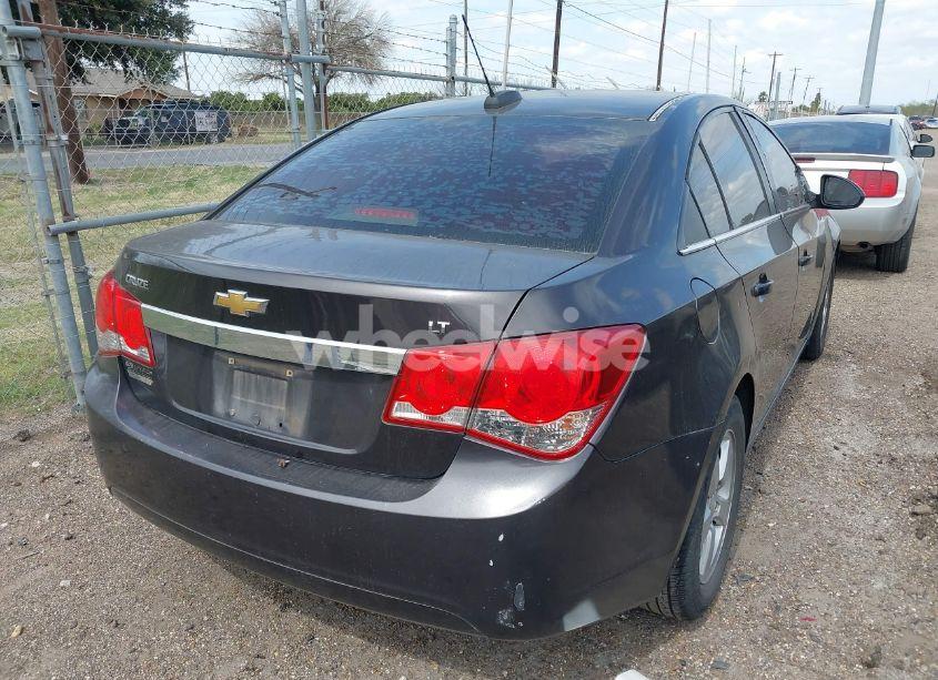 Photo 4 of 2015 Chevrolet Cruze 1LT AUTO (VIN 1G1PC5SB8F7206399)