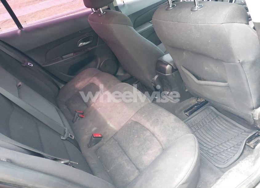 Photo 8 of 2015 Chevrolet Cruze 1LT AUTO (VIN 1G1PC5SB8F7206399)