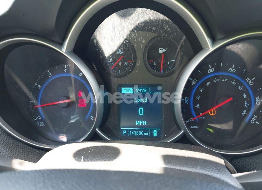 Photo 7 of 2015 Chevrolet Cruze 1LT AUTO (VIN 1G1PC5SB8F7236583)