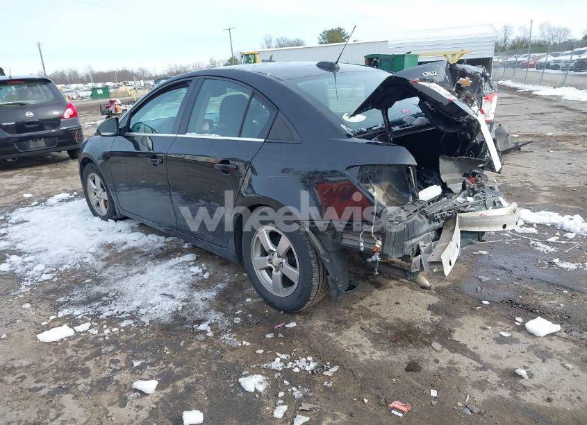 Photo 3 of 2015 Chevrolet Cruze 1LT AUTO (VIN 1G1PC5SB8F7244652)