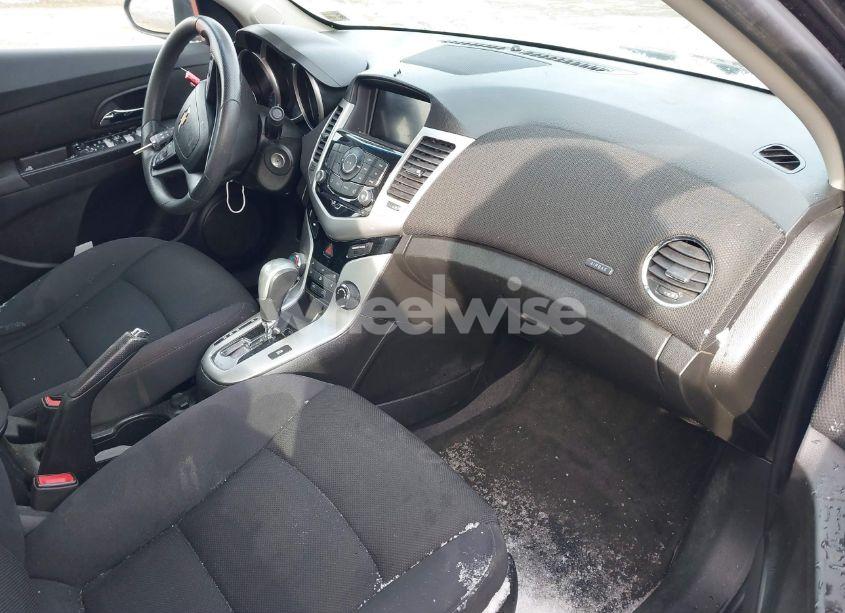 Photo 5 of 2015 Chevrolet Cruze 1LT AUTO (VIN 1G1PC5SB8F7244652)