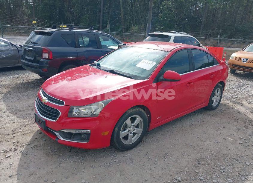 Photo 2 of 2015 Chevrolet Cruze 1LT AUTO (VIN 1G1PC5SB8F7249737)