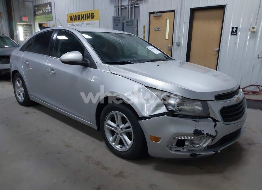2015 Chevrolet Cruze 1LT AUTO (VIN 1G1PC5SB8F7269549) main photo