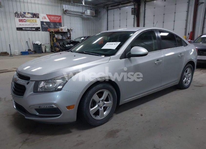 Photo 2 of 2015 Chevrolet Cruze 1LT AUTO (VIN 1G1PC5SB8F7269549)