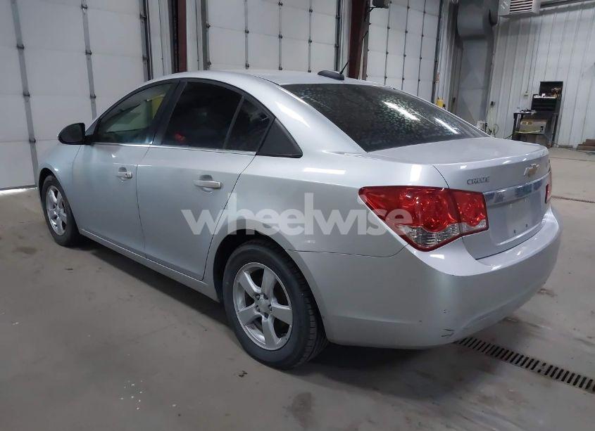 Photo 3 of 2015 Chevrolet Cruze 1LT AUTO (VIN 1G1PC5SB8F7269549)