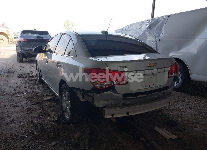 Photo 3 of 2015 Chevrolet Cruze 1LT AUTO (VIN 1G1PC5SB8F7271415)