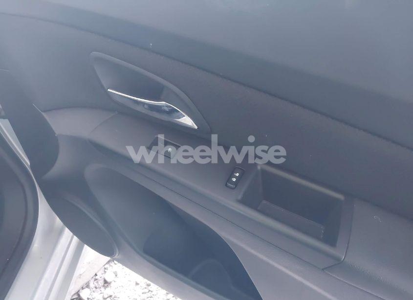 Photo 8 of 2015 Chevrolet Cruze 1LT AUTO (VIN 1G1PC5SB8F7271415)