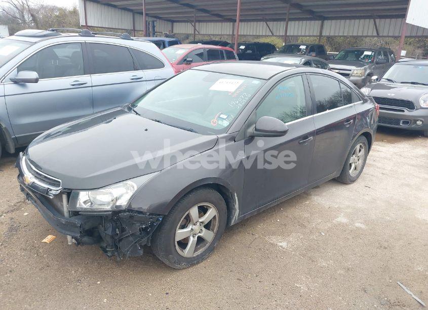 Photo 2 of 2015 Chevrolet Cruze 1LT AUTO (VIN 1G1PC5SB8F7282320)