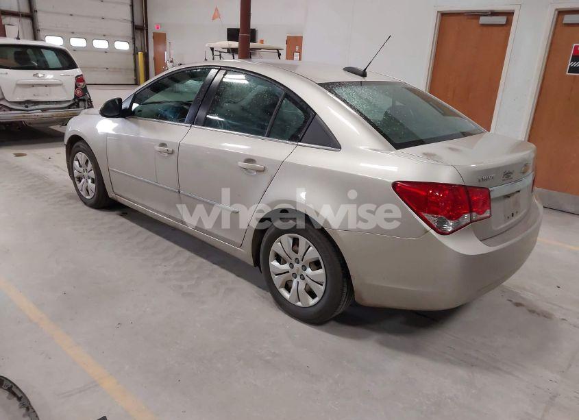 Photo 3 of 2015 Chevrolet Cruze 1LT AUTO (VIN 1G1PC5SB8F7288697)