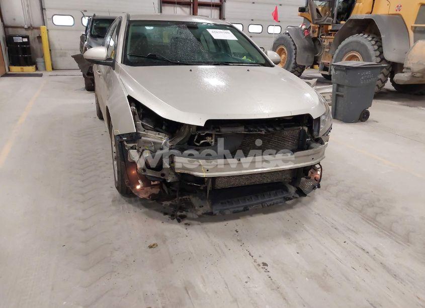 Photo 6 of 2015 Chevrolet Cruze 1LT AUTO (VIN 1G1PC5SB8F7288697)