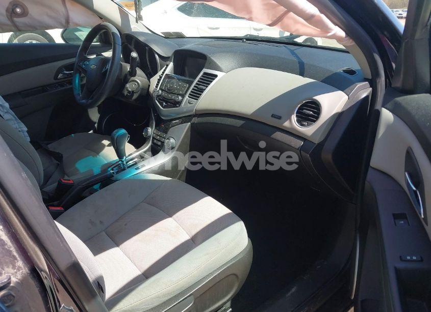 Photo 5 of 2015 Chevrolet Cruze 1LT AUTO (VIN 1G1PC5SB8F7293253)