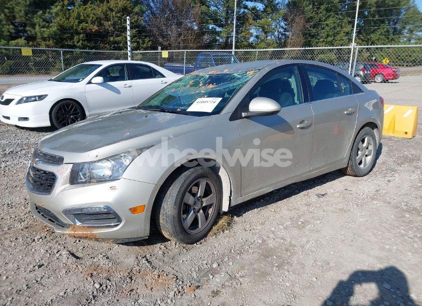 Photo 2 of 2015 Chevrolet Cruze 1LT AUTO (VIN 1G1PC5SB8F7297870)