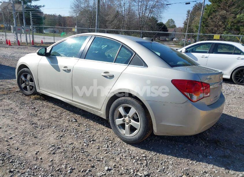 Photo 3 of 2015 Chevrolet Cruze 1LT AUTO (VIN 1G1PC5SB8F7297870)