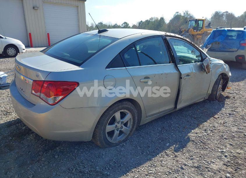 Photo 4 of 2015 Chevrolet Cruze 1LT AUTO (VIN 1G1PC5SB8F7297870)