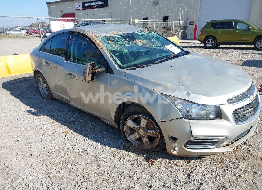 Photo 6 of 2015 Chevrolet Cruze 1LT AUTO (VIN 1G1PC5SB8F7297870)